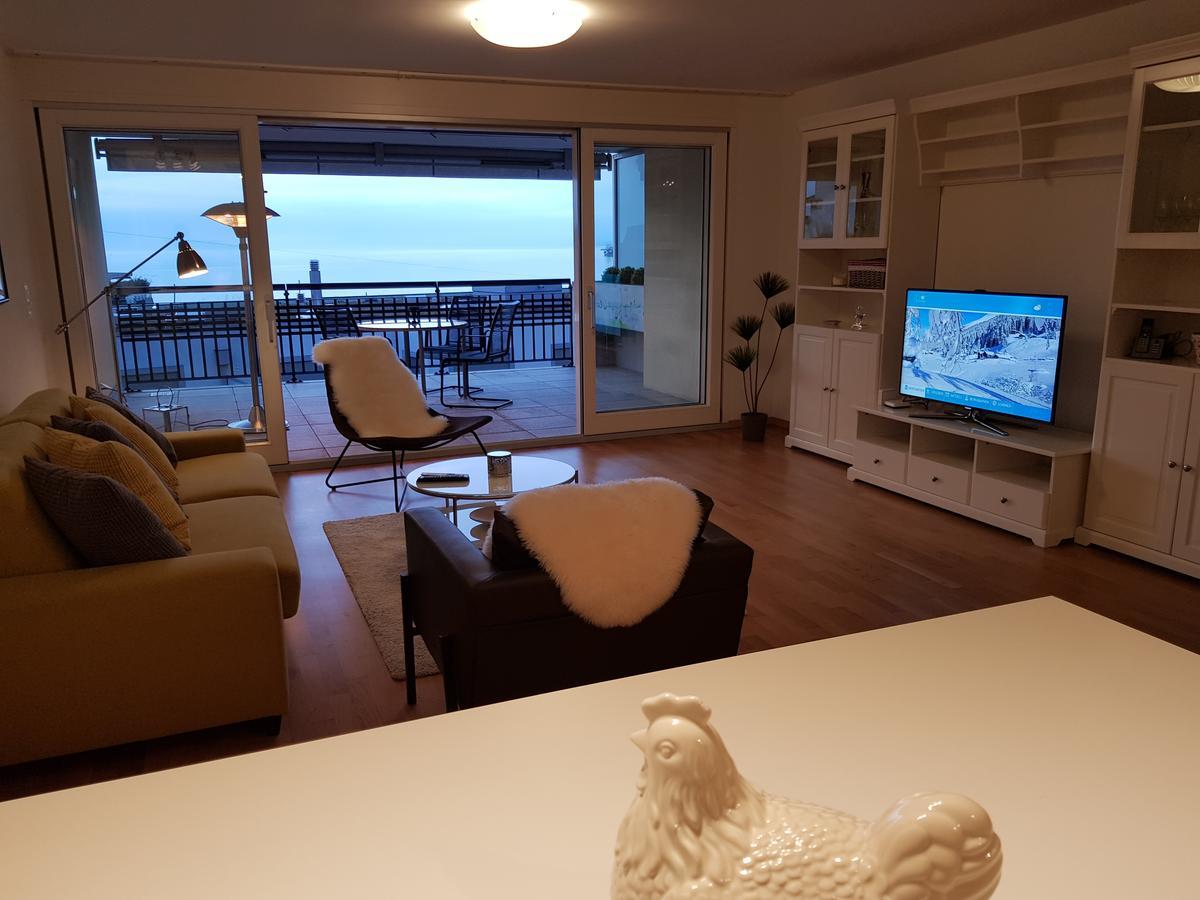 Montreux Lake View Apartments City Centre Bagian luar foto